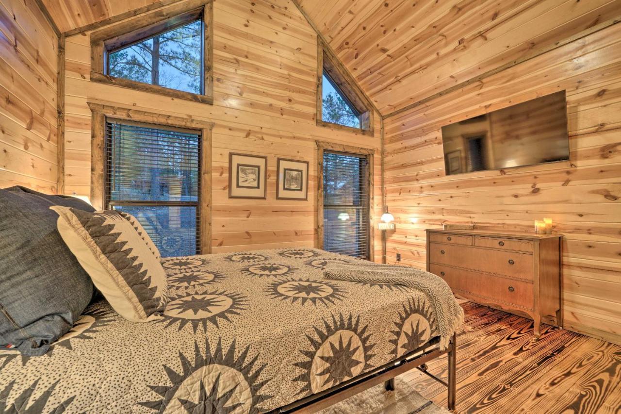 Broken Bow Cabin Deck With Hot Tub And Pool Table! Εξωτερικό φωτογραφία