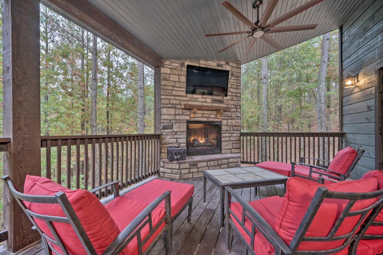 Broken Bow Cabin Deck With Hot Tub And Pool Table! Εξωτερικό φωτογραφία