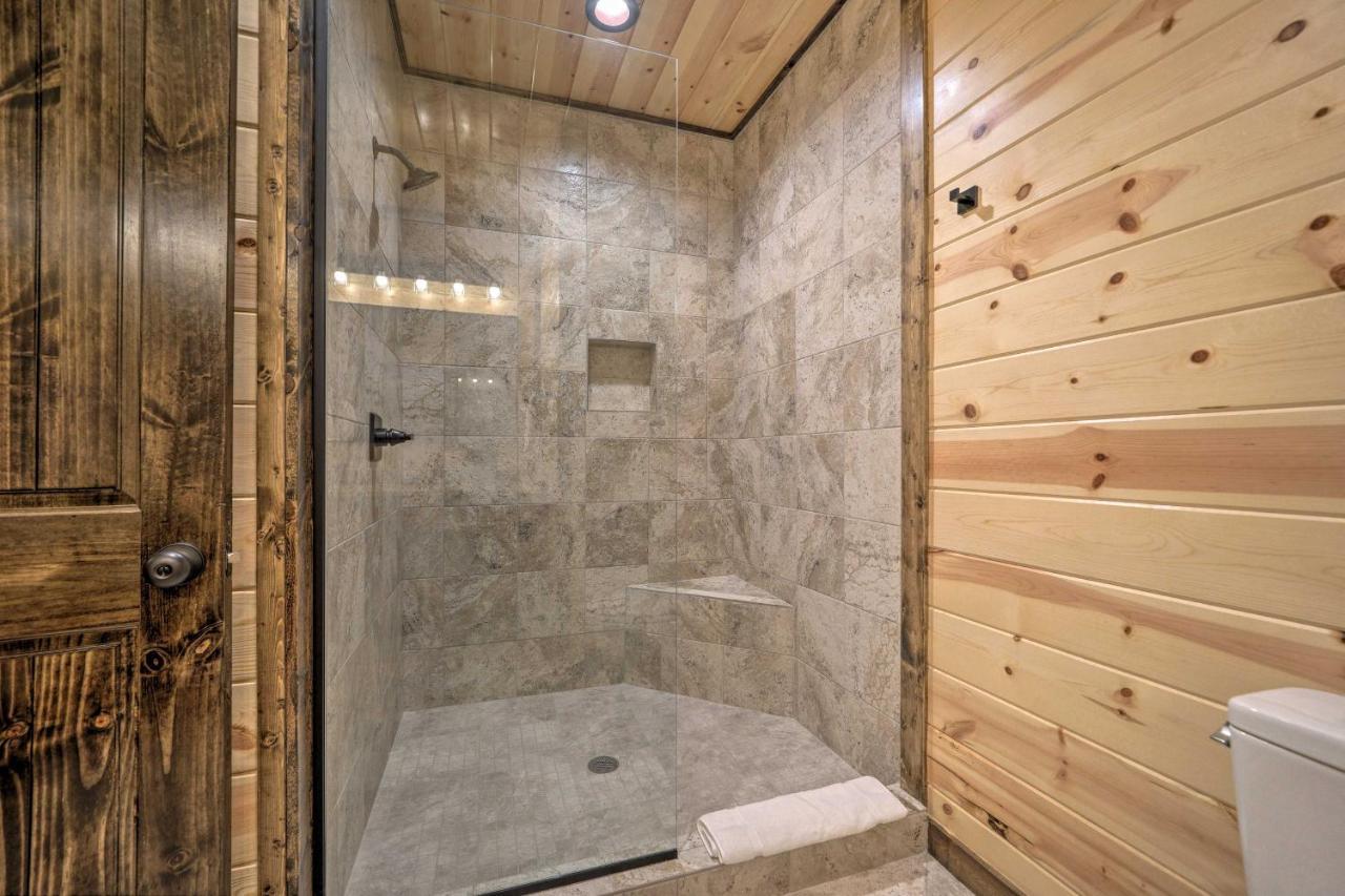 Broken Bow Cabin Deck With Hot Tub And Pool Table! Εξωτερικό φωτογραφία