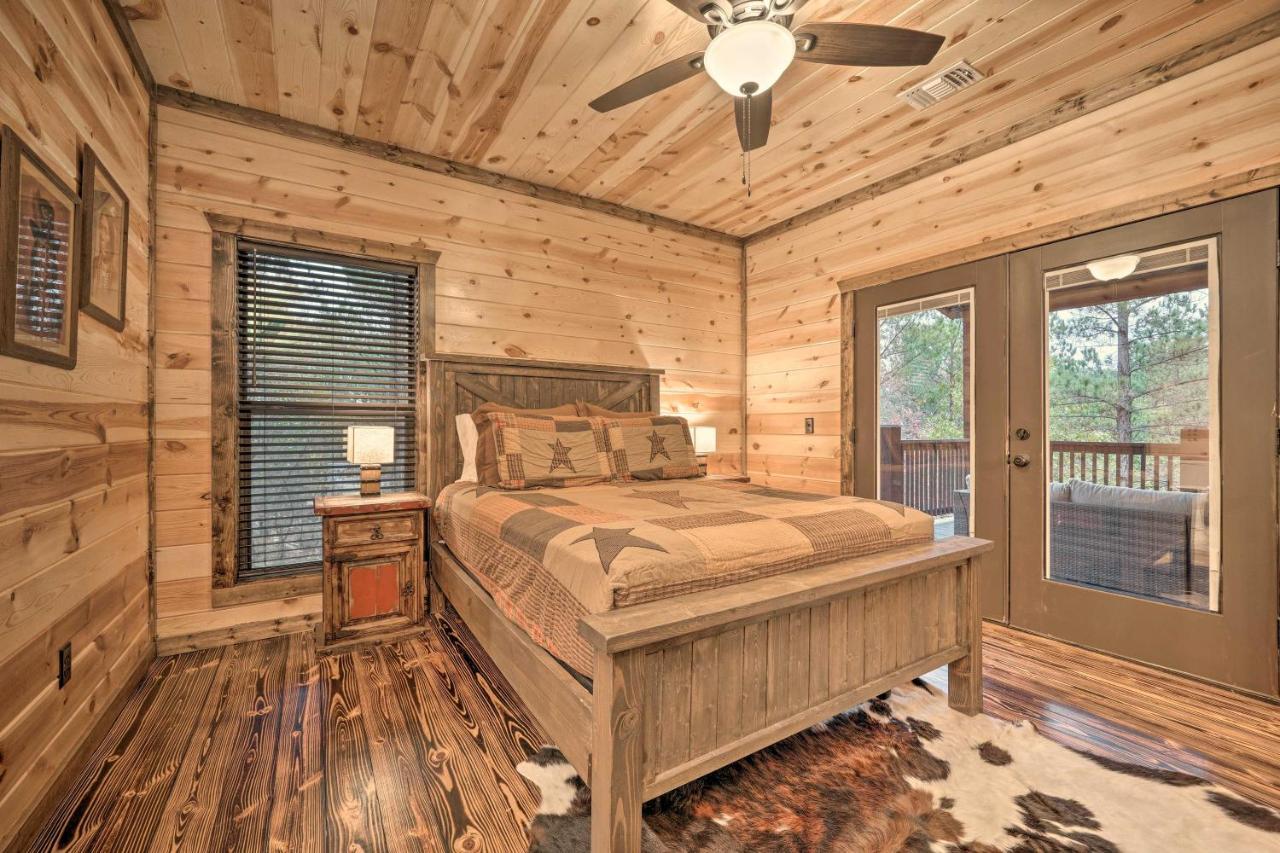 Broken Bow Cabin Deck With Hot Tub And Pool Table! Εξωτερικό φωτογραφία