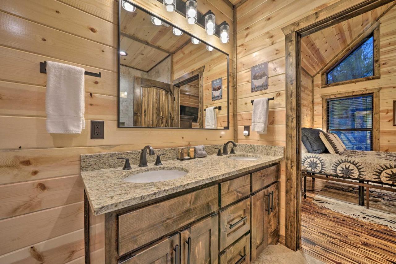 Broken Bow Cabin Deck With Hot Tub And Pool Table! Εξωτερικό φωτογραφία